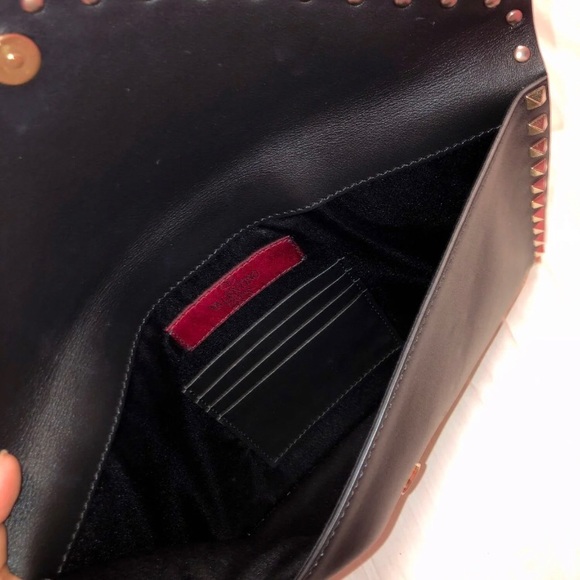 Sold💕Valentino Clutch - Picture 6 of 8